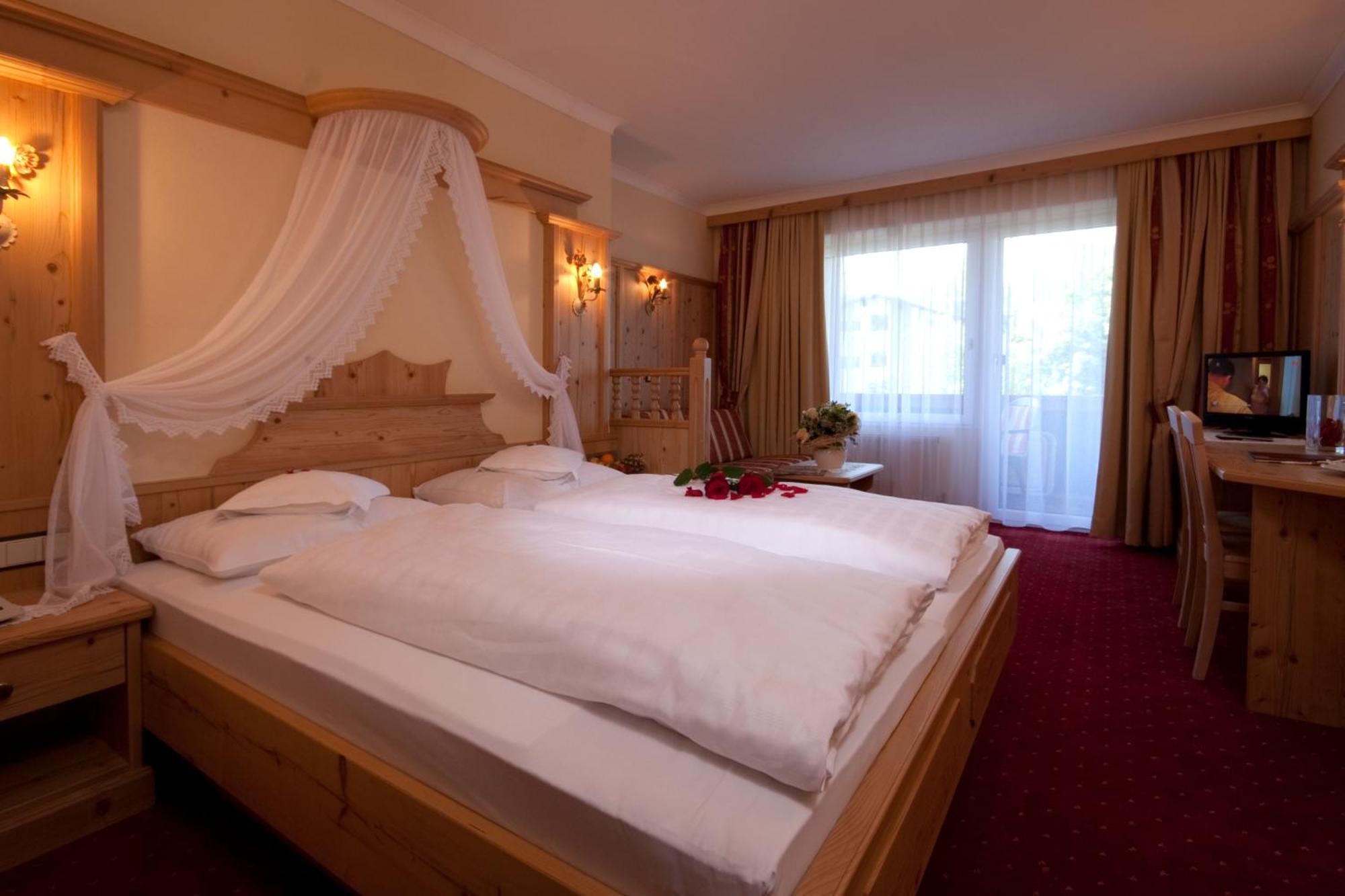 Hotel Seefelderhof Зефельд-ін-Тіроль Екстер'єр фото