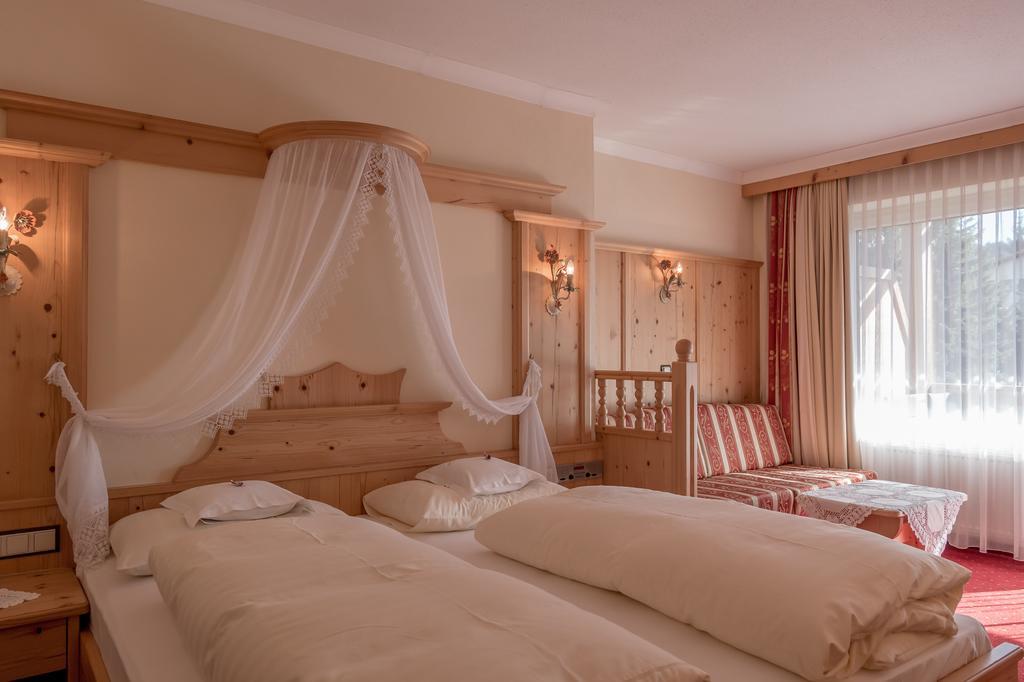 Hotel Seefelderhof Зефельд-ін-Тіроль Екстер'єр фото